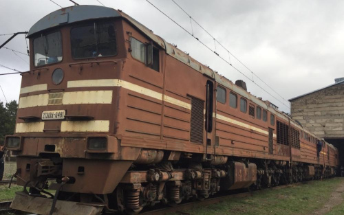 diesel locomotive 2TE10U