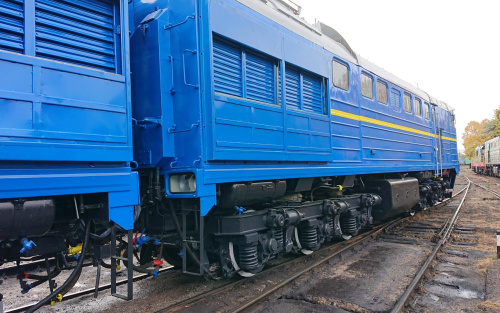 locomotive 2TE10U-0482